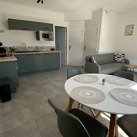 Proche Gare, T2 Equipe *