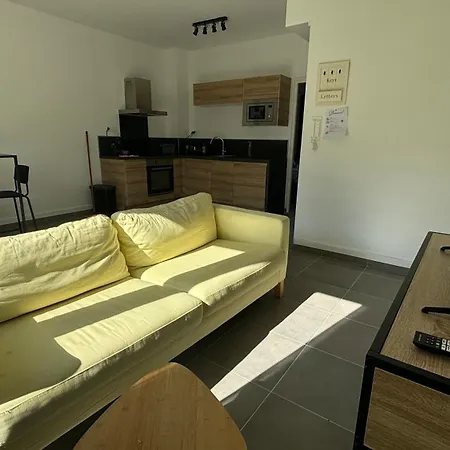 Proche Gare, T2 Equipe 公寓 *